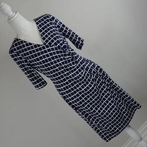 Connected apparel sz 6 midi dress with detailed waist, navy